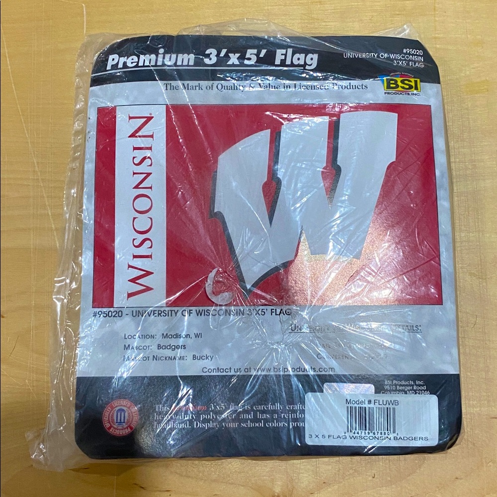 University of Wisconsin 3 x 5 premium flag